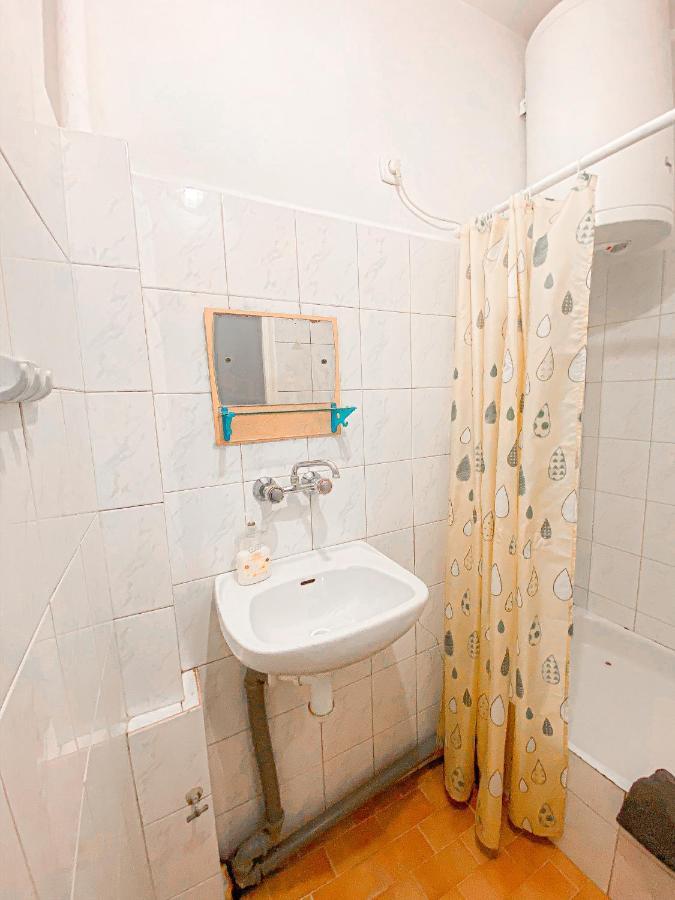 Schronisko Mlodziezowe Ptsm "Alko" Vandrarhem Rzeszów Exteriör bild